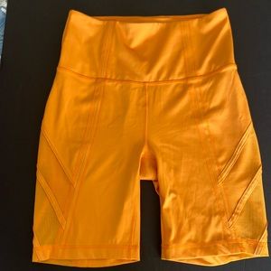 Lole bright orange bike shorts w mesh insets, size s/p EUC